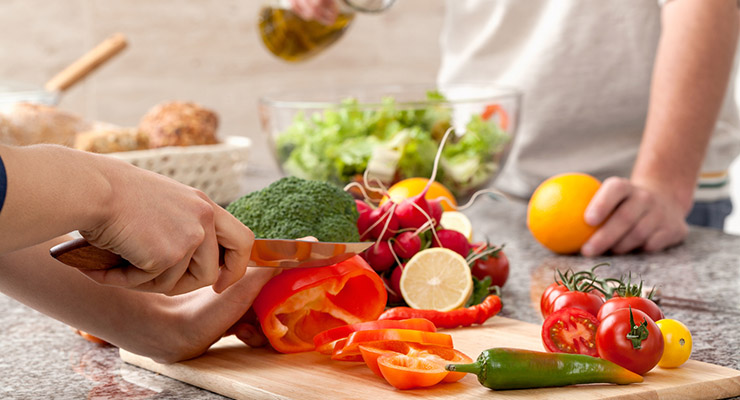 Los buenos hábitos alimenticios ayudan a combatir enfermedades crónicas