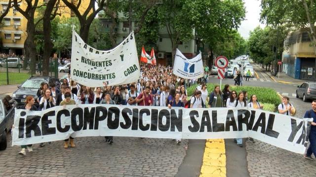 Nueva jornada de paro y protestas de médicos residentes en Buenos Aires