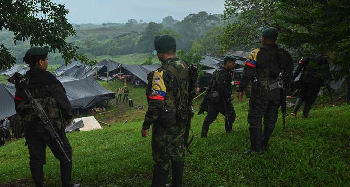Gobierno de Colombia reactiva operaciones defensivas contra FARC tras asesinato de cuatro niños