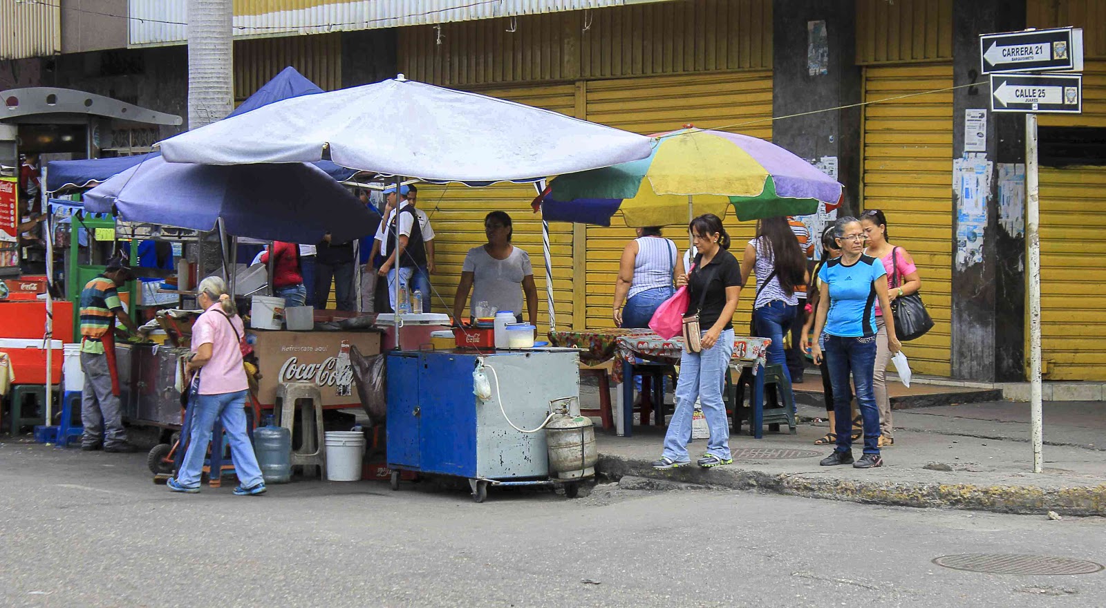 Aumenta número de personas con discapacidad y tercera edad en el comercio informal