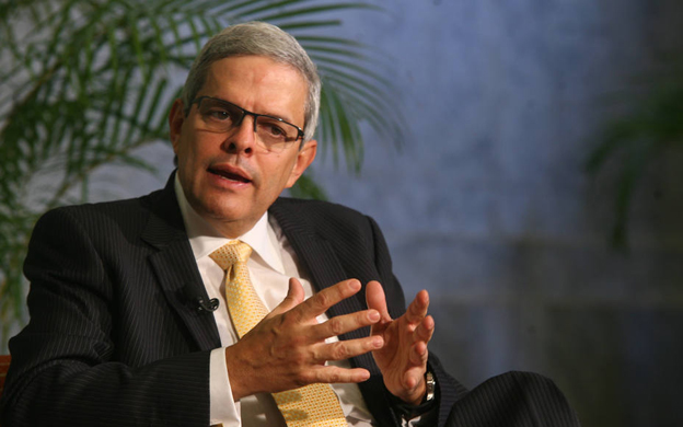 Hinterlaces, Óscar Schémel
