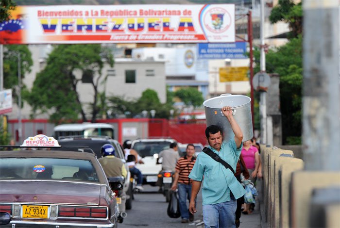 Controles migratorios disminuyó en 30 % el paso de venezolanos a Colombia
