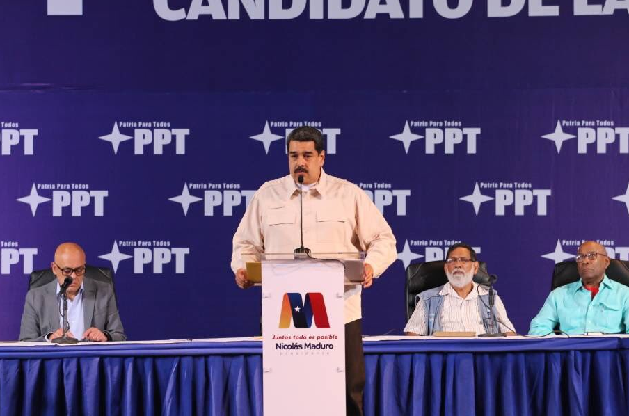 Pdte. Nicolás Maduro invitó al pueblo a acompañarlo en su inscripción como candidato