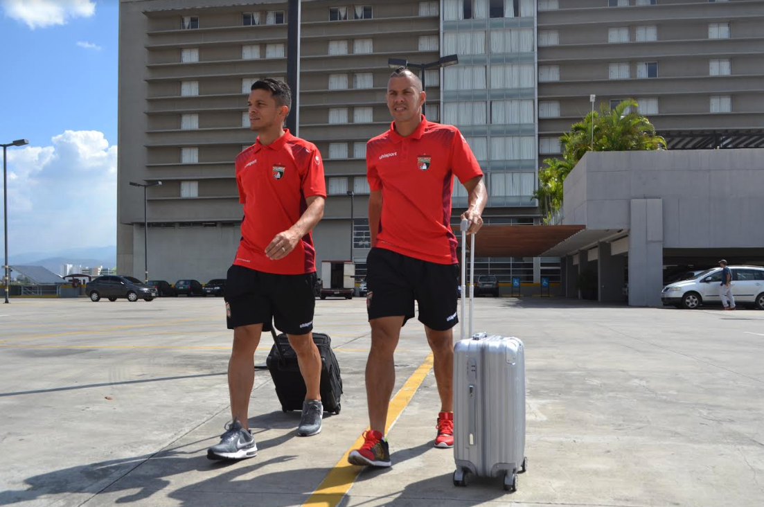 ROJINEGROS RUMBO A CARACAS