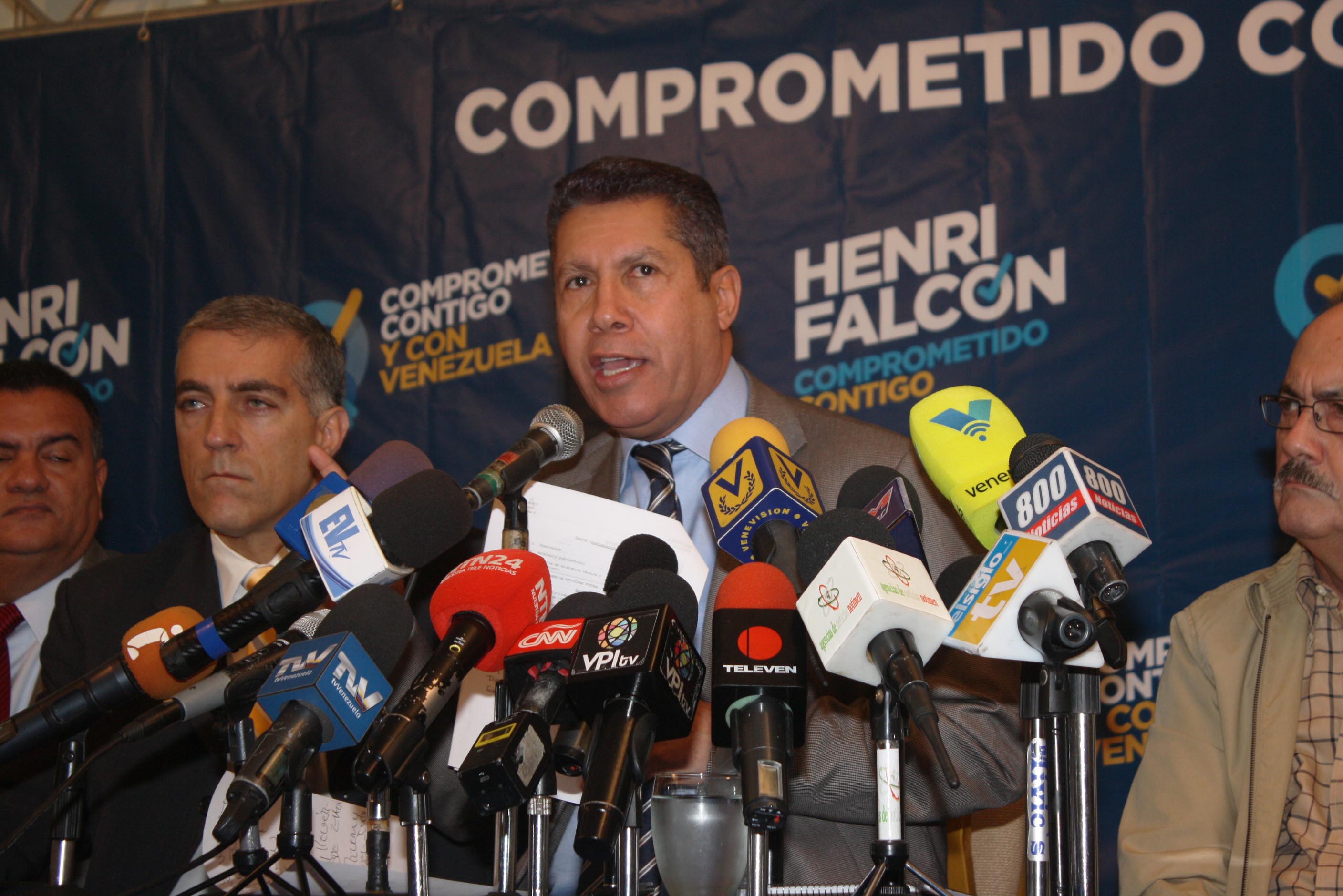 Henri Falcón: Almagro se está convirtiendo en el mejor aliado de Maduro
