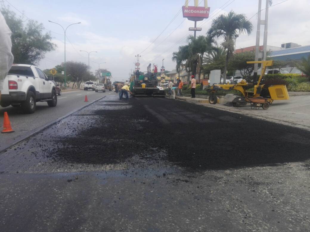 Invilara ejecuta trabajos de asfaltado en Intercomunal Barquisimeto – Cabudare