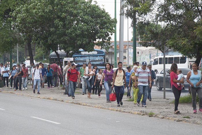 Transportistas van a paro sin tomar en cuenta al sindicato