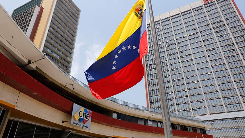 CNE auditará este lunes datos de los electores en las máquinas de votación