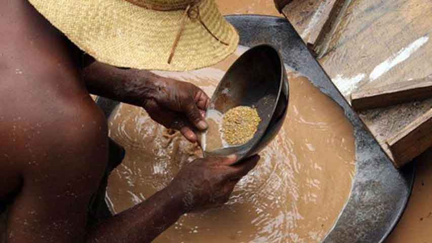 Minería ha entregado 7,9 toneladas de oro al BCV este año