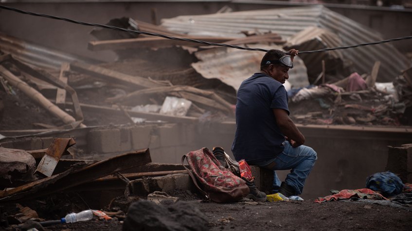 Congreso de Guatemala aprueba pago mensual para afectados por la erupción de volcán