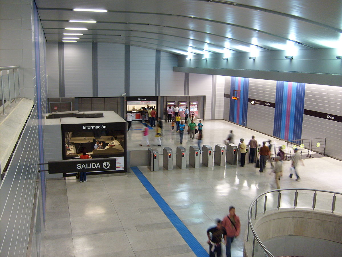 Abreu: «Torniquetes deben ajustarse para pagar el Metro de Caracas con el Carnet de la Patria»