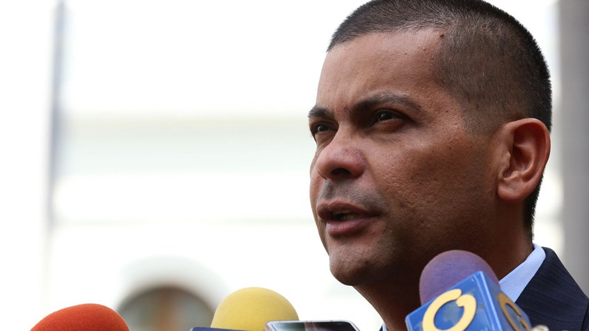 Gobernador del estado Zulia calificó como positivo los cambios en el sistema eléctrico