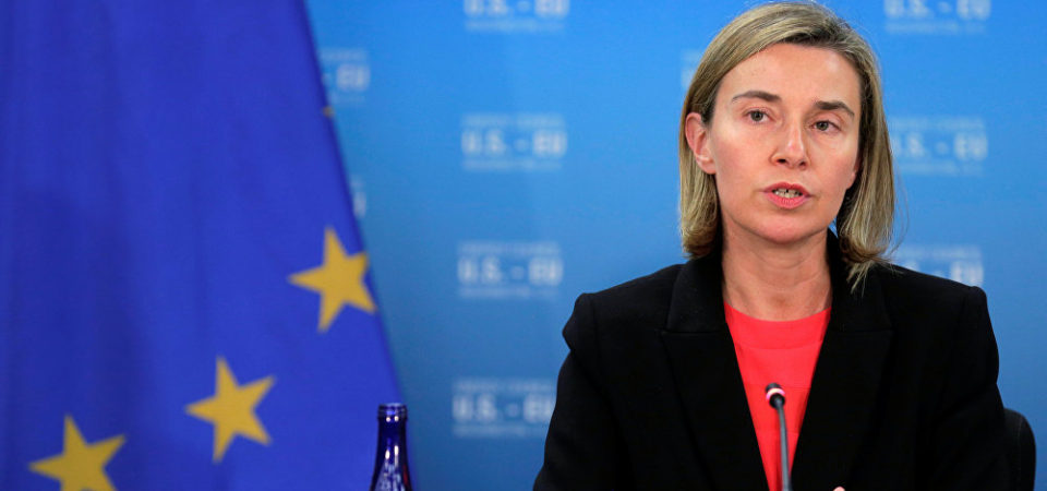 UE condena allanamiento de inmunidad parlamentaria a Guaidó