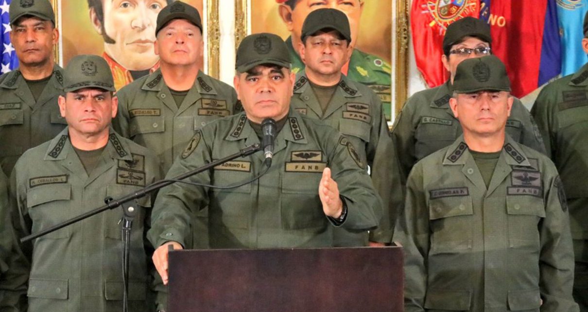 Padrino López critica la oferta de la oposición llamándola “ridícula y engañosa”