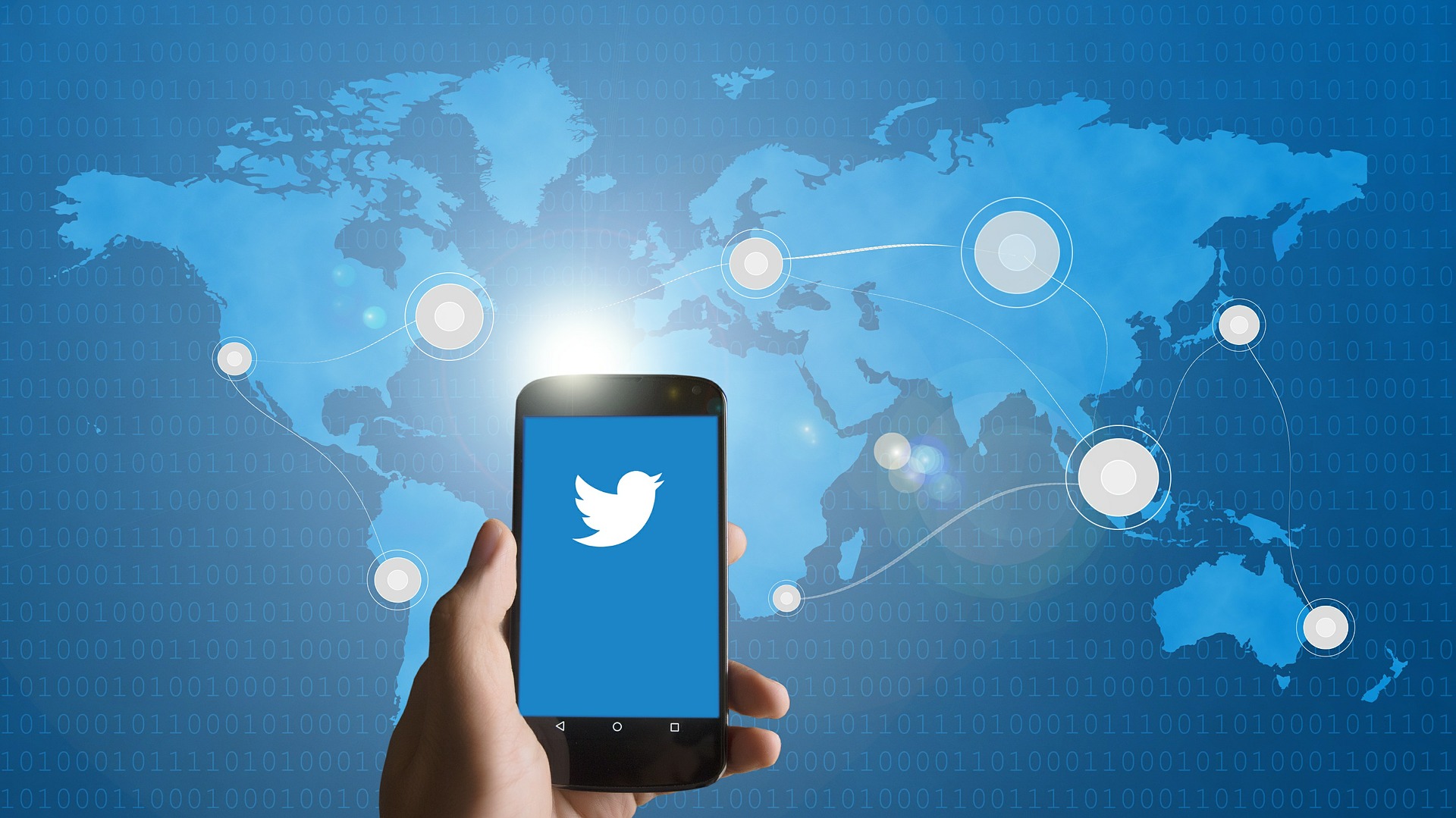 Tras caída a nivel mundial la red social Twitter restablece el servicio