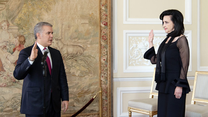 Nuevo canciller de Colombia aseguró que trabajará para atender la migración de venezolanos