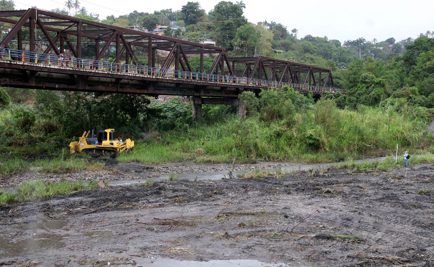 Iniciaron trabajos de recanalización del río Turbio desde el puente Macuto ante llegada de lluvias