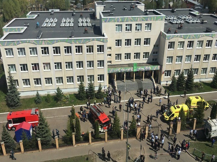Siete estudiantes fueron asesinados y 21 resultaron heridos tras ataque en escuela de Rusia