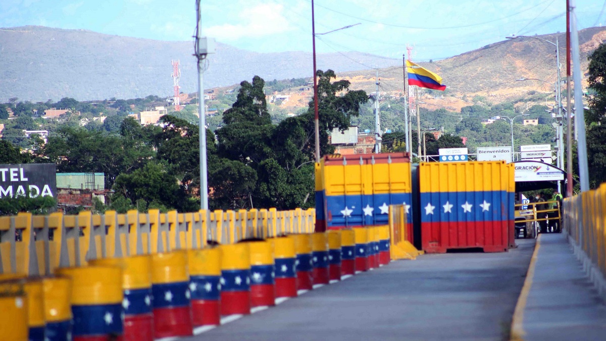 Transportistas en Táchira piden se levante contenedores en puentes fronterizos