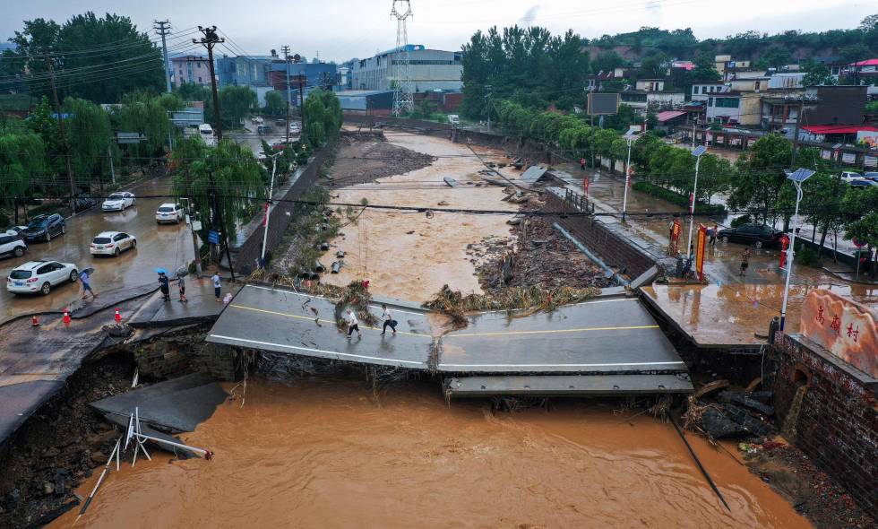 Más de 30 muertos y ocho desaparecidos por inundaciones en China