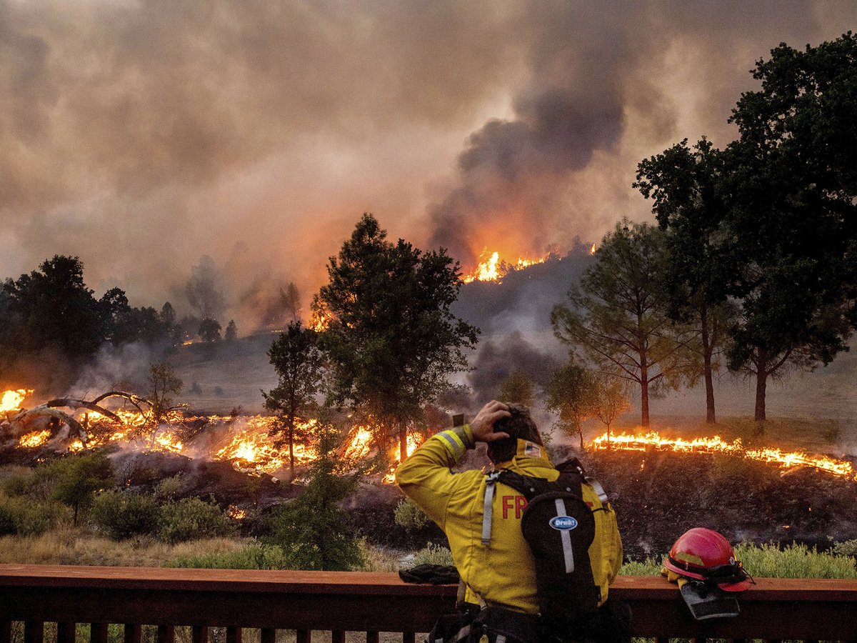 Más de ocho mil personas han sido evacuadas tras incendio en California
