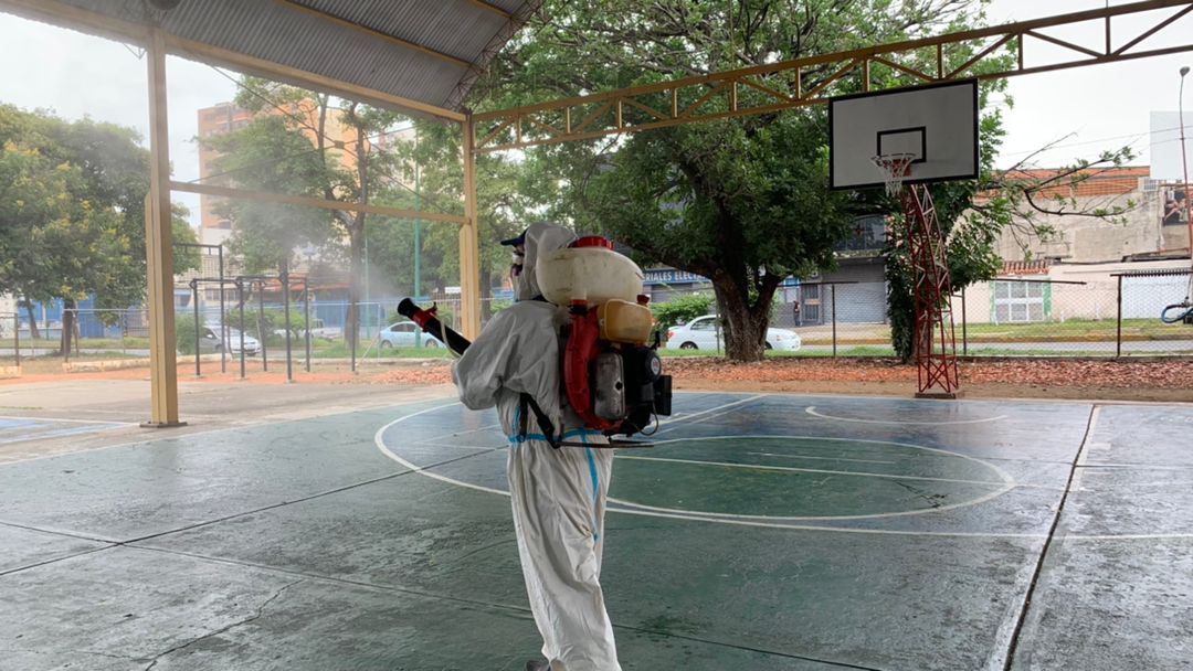 Realizaron Jornada de Desinfección en el Complejo Deportivo Luis María Castillo de Barquisimeto
