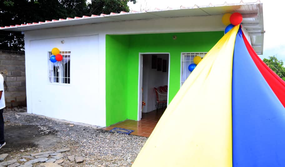 Beneficiadas siete familias con la entrega de viviendas en el municipio Palavecino