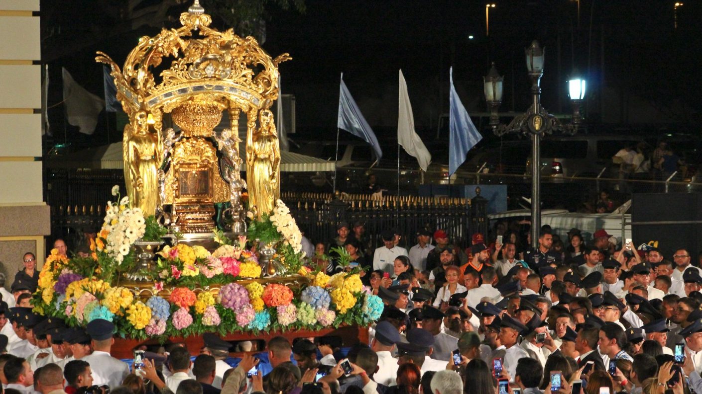 app-misa-y-bajada-de-la-virgen-de-chiquinquira-foto-alejandro-paredes-perez-25-1410x793