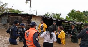 Autoridades atienden familias afectadas por lluvias en 14 sectores del municipio Simón Planas