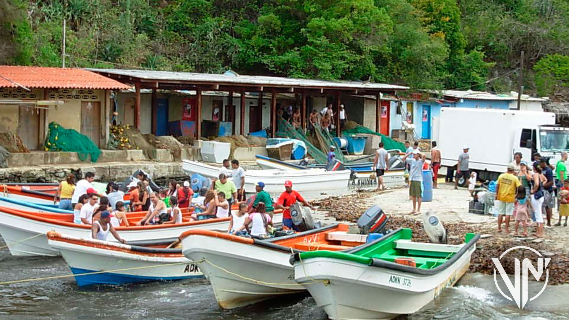 INEA Suspende zarpe en varios Estados por paso de onda tropical N°41