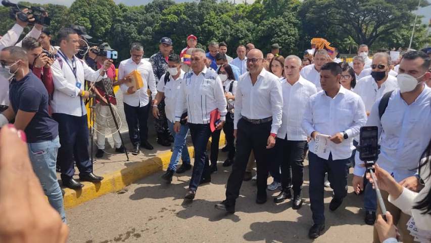 Parlamentarios iniciaron primer encuentro binacional desde Cúcuta