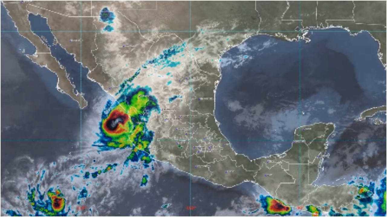 Huracán Orlene impactará al occidente de México aunque debilitado