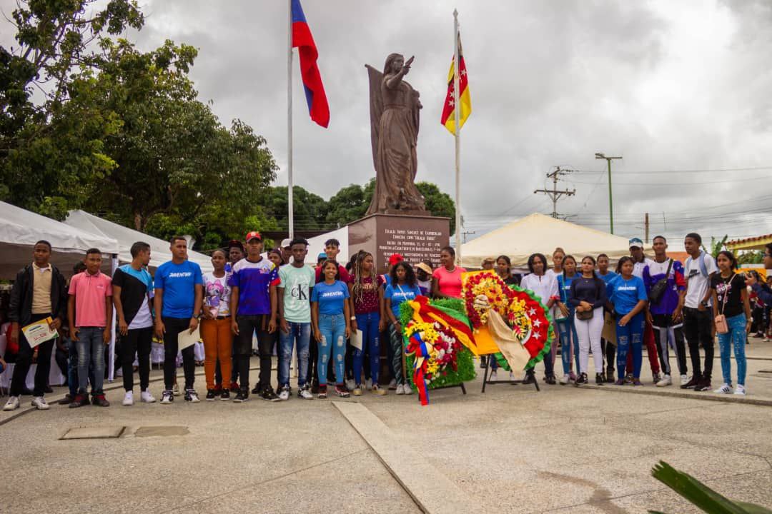 Jóvenes fueron reconocidos por su destacada labor en varias áreas en Mamporal