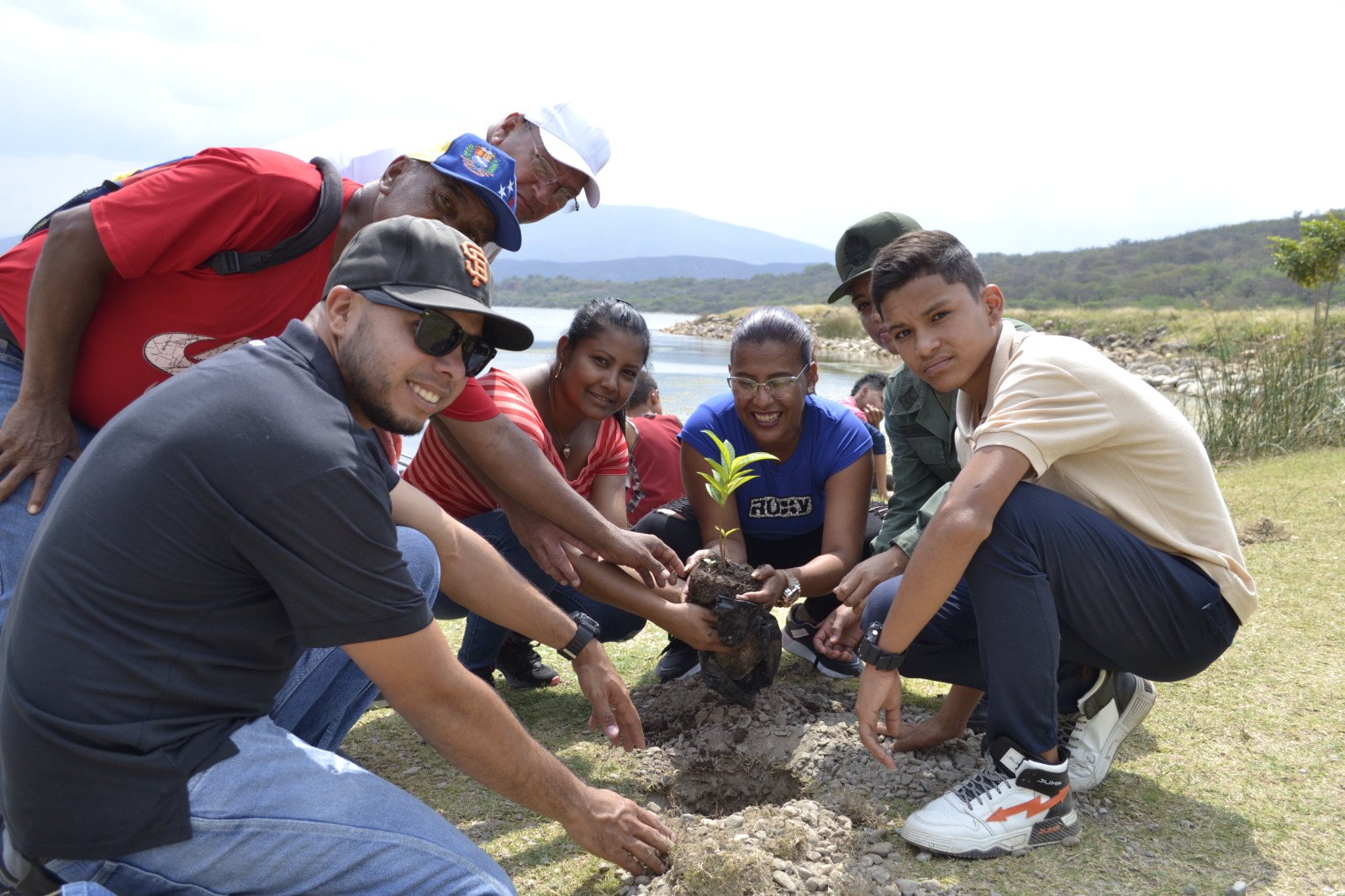 Autoridades en Lara efectuaron jornada ecológica en el Parque Recreacional Dos Cerritos