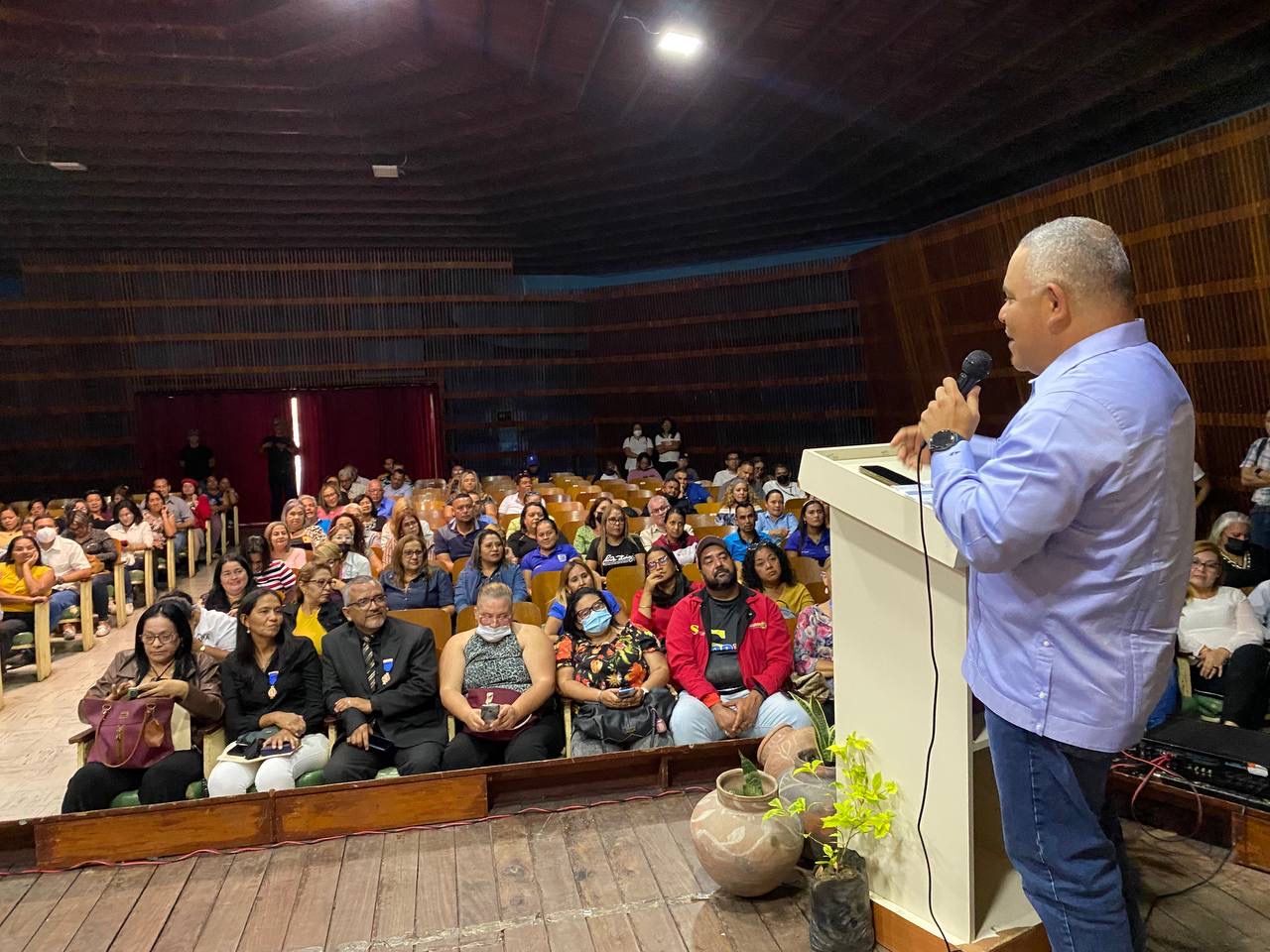 Gdor. Adolfo Pereira: estamos dignificando a quienes construyen la patria