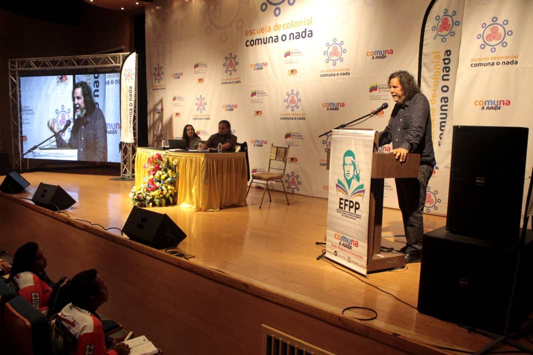 Iniciaron Encuentro de la Escuela Descolonial Comuna o Nada con la participación de 10 Estados del país