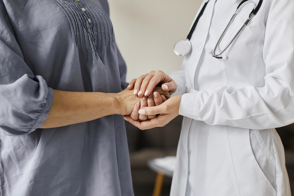 El rol clave de la medicina interna en pacientes oncológicos