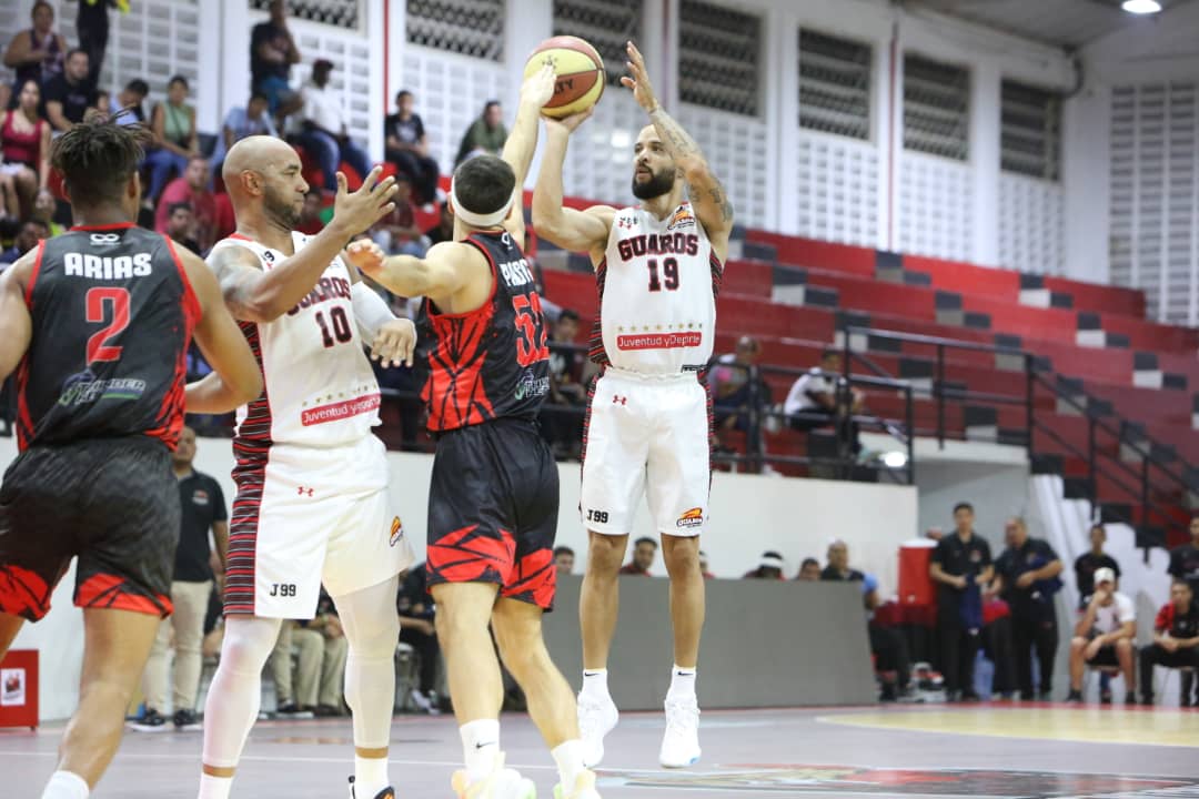 Guaros de Lara regresa a la cima tras vencer a Centauros de Portuguesa