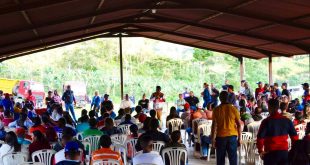 MinComunas, Banco Bicentenario y ejecutivo regional sostuvieron encuentro con cafetaleros de Morán