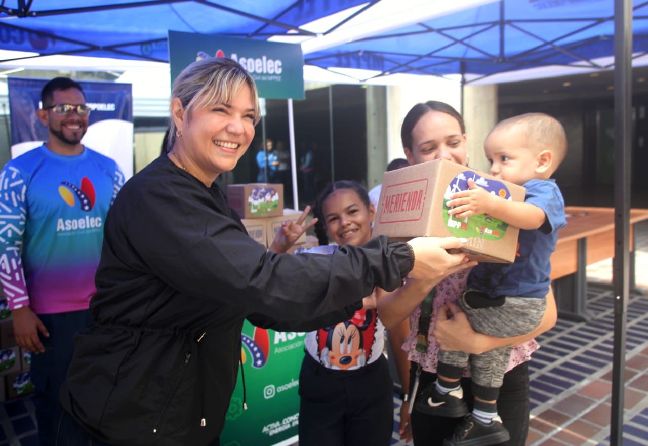 Asoelec inicia Plan de Meriendas para los hijos de trabajadores del sector eléctrico en Caracas