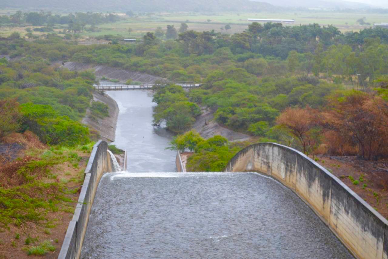 Ministro para las Aguas: Embalse Dos Cerritos se encuentra a plena cota y en óptimas condiciones