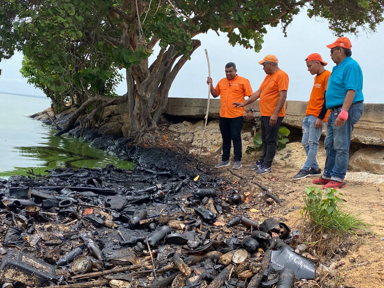 VP: con una jornada de limpieza PDVSA no puede restaurar el daño que ha causado al Lago de Maracaibo