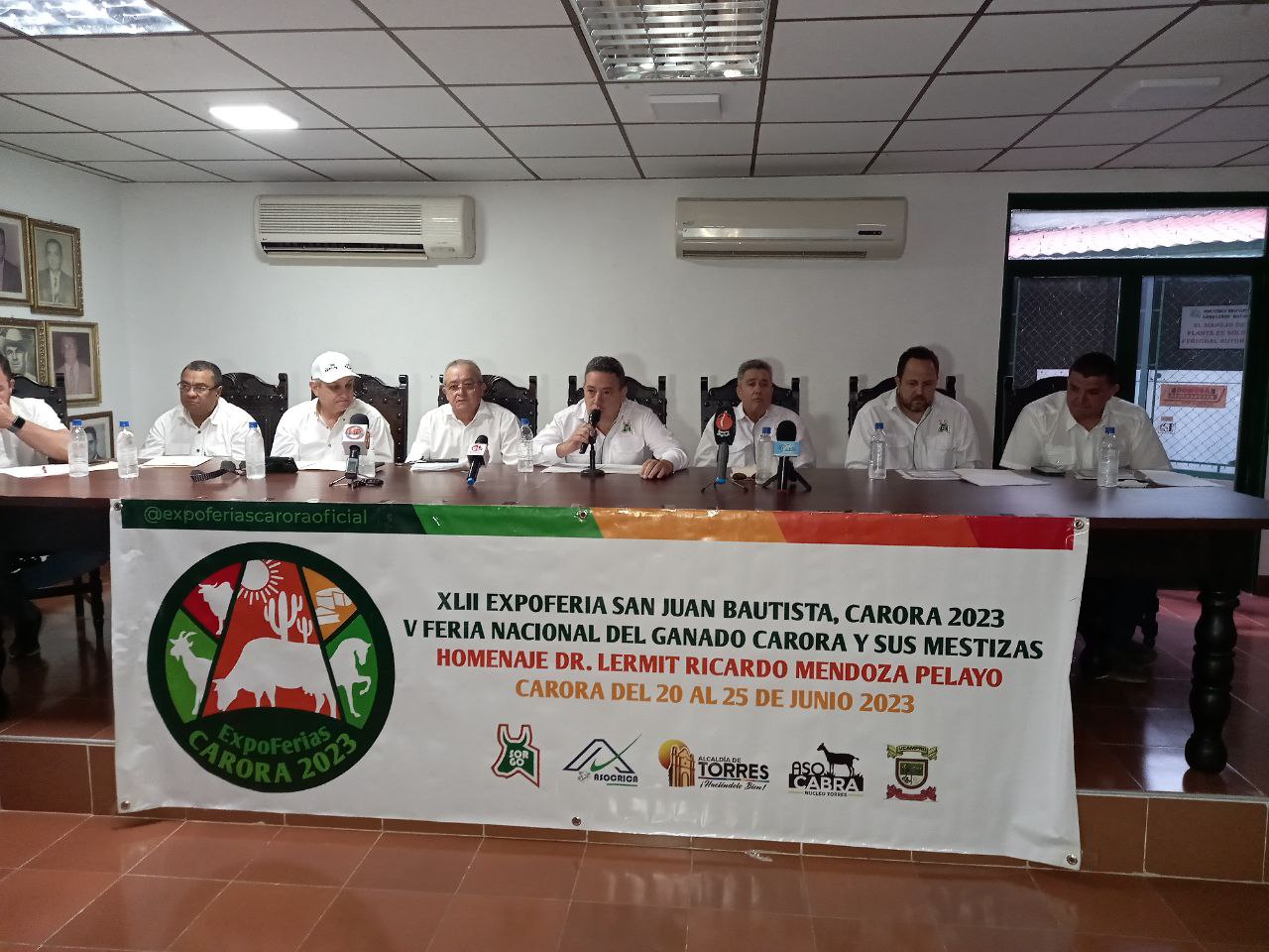 Con la tradicional cabalgata se dio inicio a la Expoferia Carora 2023