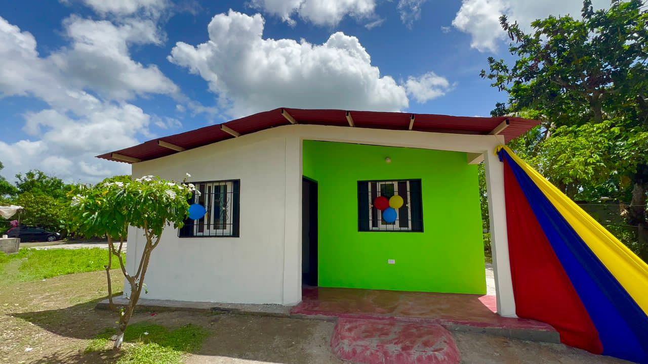 Familias de la parroquia Buría de Simón Planas beneficiadas con la entrega de vivienda