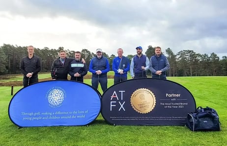 La Copa del Duque de Edimburgo: Deporte, tradición y oportunidades únicas con ATFX
