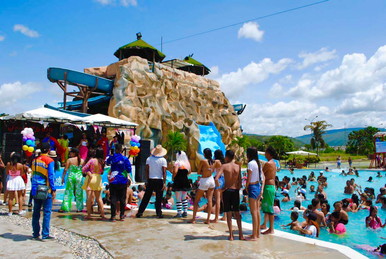 Más de 15 mil infantes disfrutaron del Día del Niño en parques y espacios turísticos de Lara