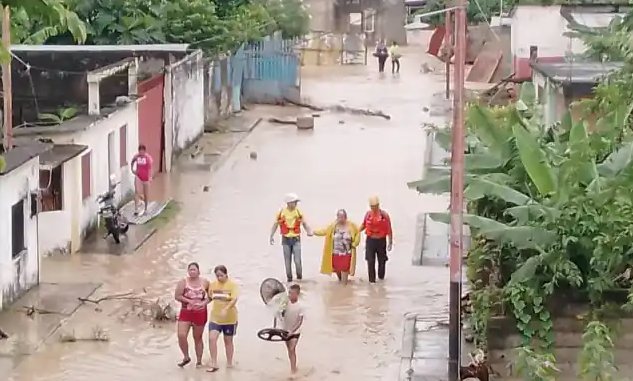 Más de 400 personas afectadas tras desbordamiento del río Santo Domingo en Barinas