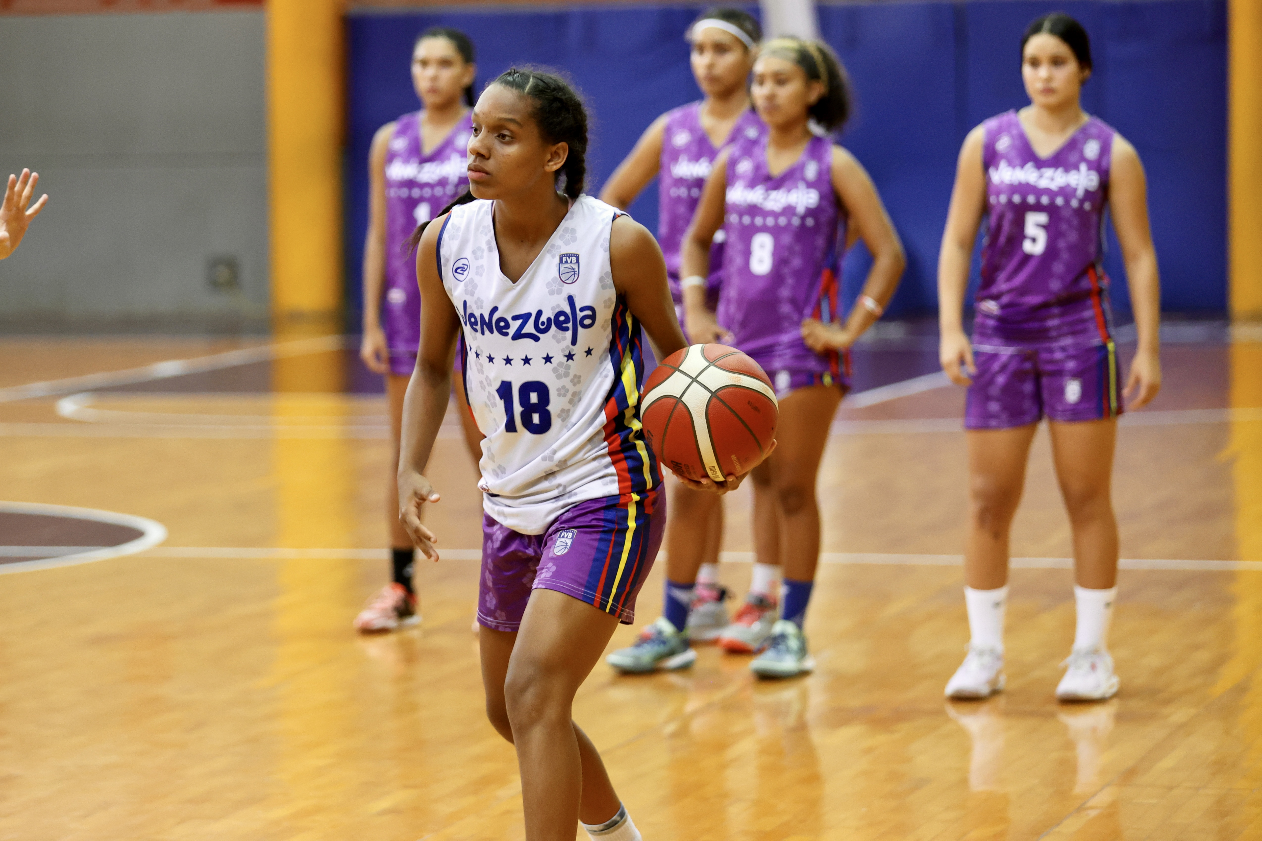 Fabiana García: gané mucha experiencia para defender y atacar a las jugadoras más altas que yo